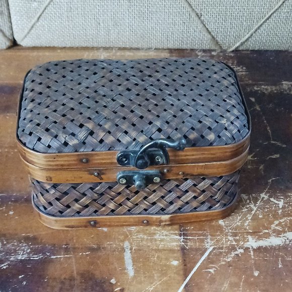 Small Brass Bamboo Storage Box with Horn Lock - Picture 1 of 4